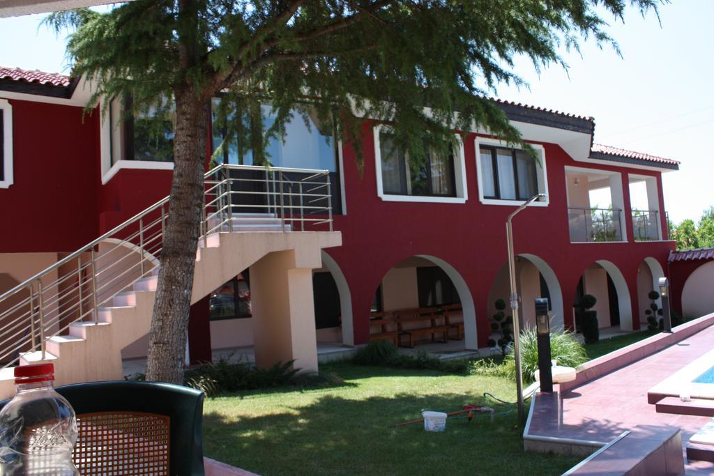 The Red House Hotel Kosharitsa Exterior foto